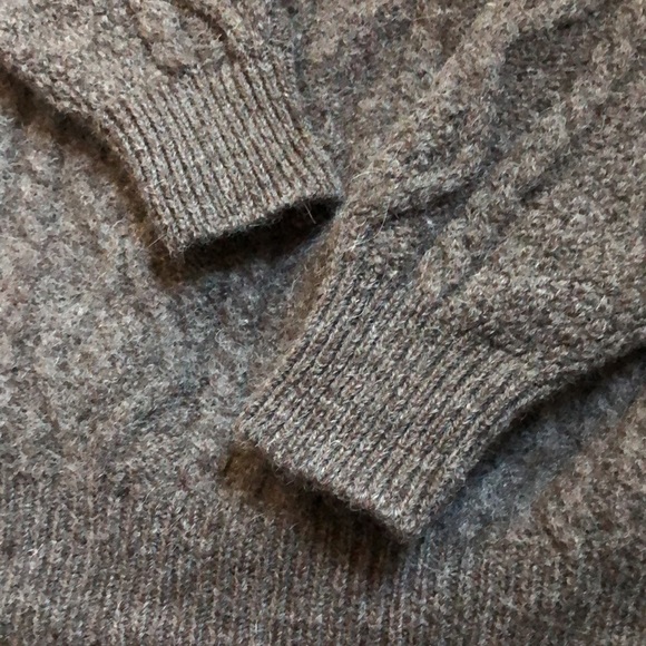 Oversized wool sweater - Picture 3 of 12